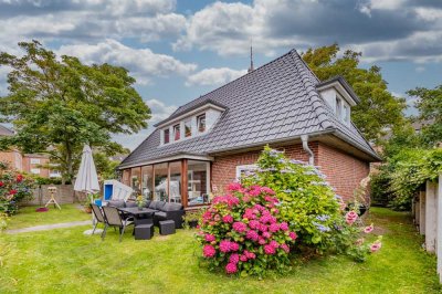 Einfamilienhaus mit Einliegerwohnung!