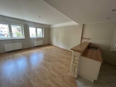 +++ Renovierte Unmöblierte Wohnung in Frankfurt am Main +++