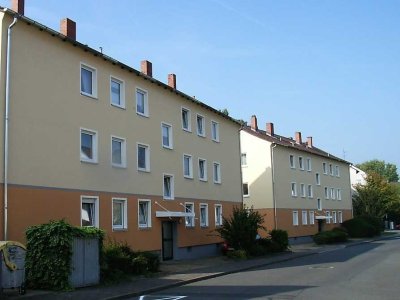 1 Zimmerwohnung mit Gas-Etagenheizung und TGL-Bad in Langen