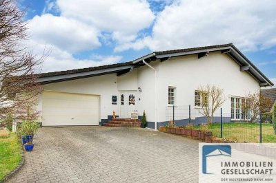 Top gepflegt und geräumig! Wohnhaus mit Einliegerwohnung in ruhiger Wohnlage!