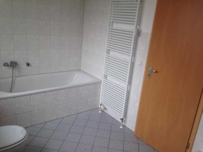 3-Zimmer-Wohnung in Castrop-Rauxel Rauxel mit neuem Boden