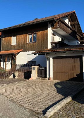 gepflegte 6-Zimmer-Doppelhaushälfte in Taufkirchen (Vils)