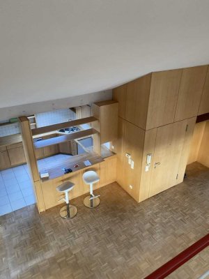 Bad Boll-Schmuckstück- Maisonette 4.5 Zi- 107qm- große Dachterrasse-Wintergarten-Küche-Tiefgarage