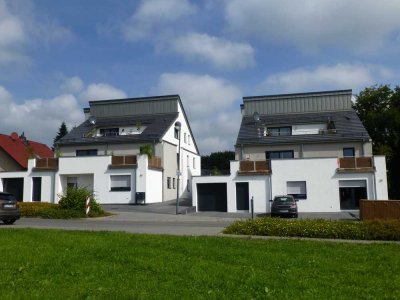 Simmerath - moderne 2-Zimmer Wohnung mit Terrasse und Loggia