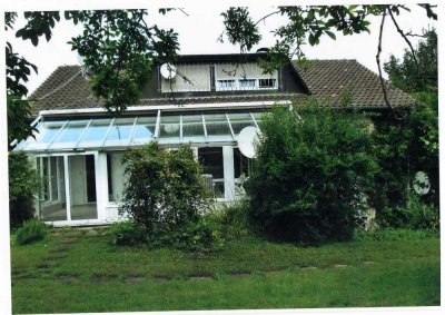 Korntal,Gewerbegebiet,älteres Einfamilienhaus,derzeit als 4x2 Zi genutzt nur 629.000