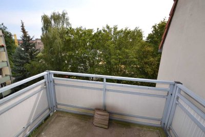 2-Zimmer Altbauwohnung mit Balkon