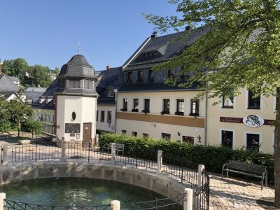 Vollvermietetes WGH in der Altstadt von Schwarzenberg (11-fach - 735€/m²)