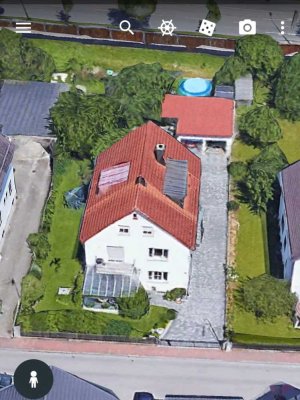 Verkaufe Haus mit großem Grundstück in bester Lage in Freising.