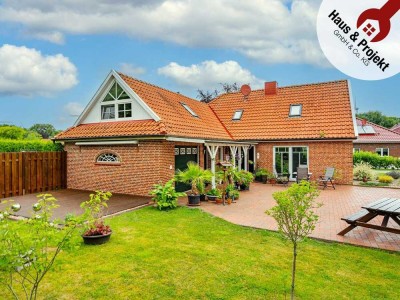 Stilvolles Wohnen auf dem Land – Vollmodernisiertes Traumhaus nahe der Küste