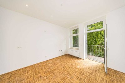 Charmante 2-Zimmer-Wohnung mit Echtholzparkett und Tageslichtbad