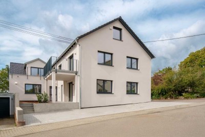 Attraktive Erdgeschosswohnung mit privater Terrasse und eigenem Garten!