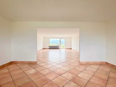 WOHNUNG MIT FERNSICHT - 3,5 ZKB Balkon Gäste-WC
