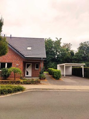 Hochwertige Doppelhaushälfte in ruhiger, stadtnaher Lage in Borghorst