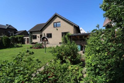 Ihr neues Zweifamilienhaus in Herford: Platz, Ruhe & ein schöner Garten