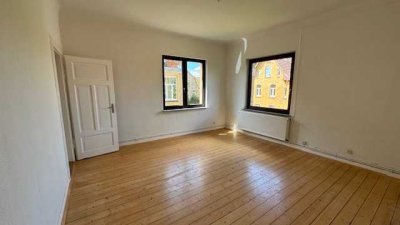 Altbau 3-Zimmer-Wohnung (Südstadt), von privat