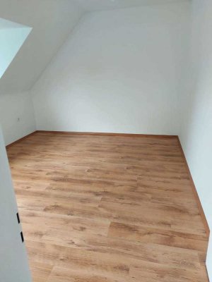 3-Zimmer-Dachgeschoss-Wohnung
