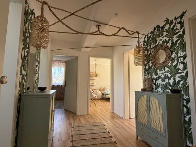 Moderne lichtdurchflutete 3-Zimmer-Wohnung mit Südbalkon