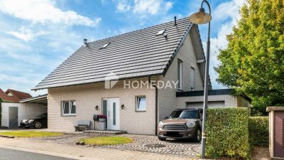 Charmantes Einfamilienhaus mit Wintergarten und großzügigem Grundstück