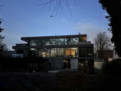 Lichtdurchflutete 3-4 Zimmerwohnungen v. 100 - 145m² von Privat