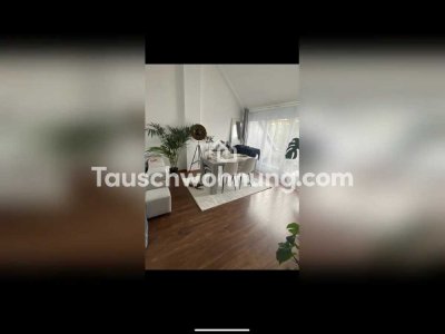 Tauschwohnung: Wunderschöne lichtdurchflutete DG-Wohnung