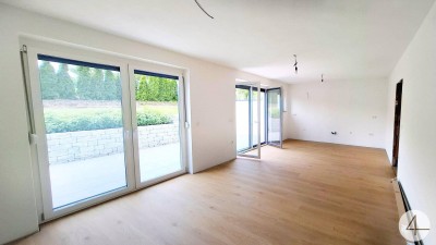 ERSTBEZUG! Schlüsselfertiges Doppelhaus mit angelegten Garten auf 2 Ebenen