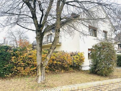 Zentral gelegen, dennoch im Grünen. Gestalten Sie sich Ihren Wohntraum in Hangelar!