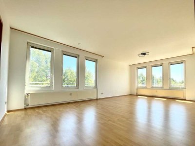 Wohnen in einer grünen Oase in Düsseldorf-Hellerhof: 3-Zimmer Wohnung ab sofort bezugsfrei!