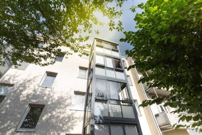 Mit Balkon! Große 2-Zimmer-Wohnung in Bremerhaven-Geestemünde