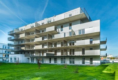 MODERNE 4-ZIMMER-WOHNUNG MIT GROSSER TERRASSE UND TIEFGARAGENPLATZ