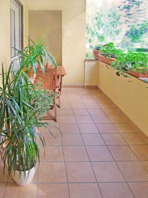 Frankfurt-Seckbach: Vermietete 4 Zi. Wohnung in ruhiger Wohnlage - zwischen Huthpark und Lohrberg