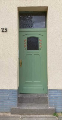4-Raum-Wohnung mit 2 Bädern, 2 Terrassen u. Garten