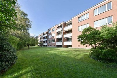 Nahe Tibarg: Vermietete 2,5-Zimmer-Wohnung mit Süd-West-Loggia und idyllischem Ausblick!