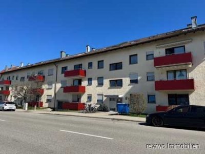 4-Zi. Dachgeschosswohnung nähe Wacker mit Dachterrasse und Garage