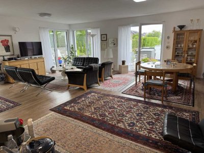 Attraktive 3-Zimmer-EG-Wohnung- gehobene Innenausstattung mit Terrasse und Einbauküche in Nideggen