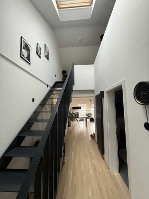 NACHMIETER GESUCHT ! Luxuriöse Maisonette-Wohnung mit stufenlosem Eingang & hochwertiger Ausstattung