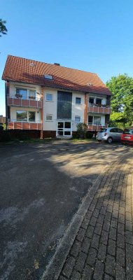 Wunderschöne helle, moderne zwei Zimmer Wohnung mit Balkon und Einbauküche