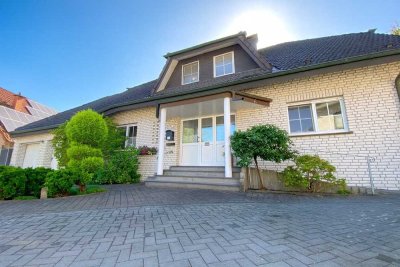 Vielseitiges Wohnen & Invest -Zweifamilienhaus in Sackgassenlage mit großem Gartenparadies