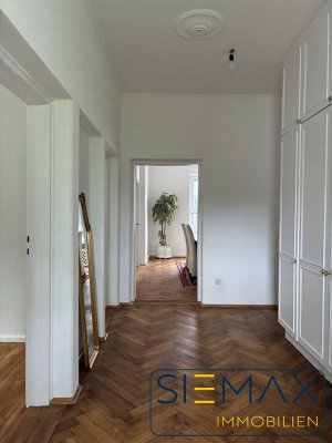 +++Altbaujuwel am Englischen Garten+++ 4-Zimmerwohnung mit Balkon in Schwabing