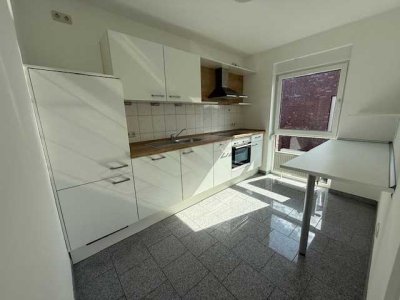Sonnige 3 ZKB-Wohnung (75m²) mit Balkon und opt. Einbauküche in ruhiger Lage Nähe Nordfriedhof