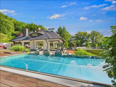 Exklusive Villa mit Weitblick und parkähnlichem Grundstück bei Aschaffenburg