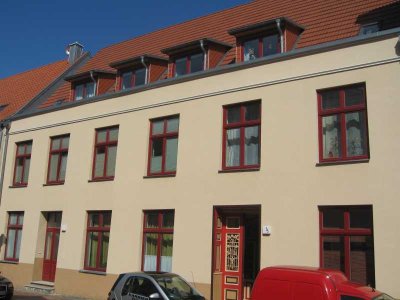 großzügige 1-Raum-Wohnung in der östlichen Altstadt
