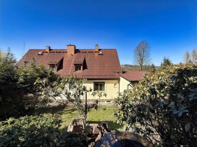 Einfamilienhaus mit Einliegerwohnung, NEUER Elektrik, NEUER Heizung & idyllischem Grundstück kaufen