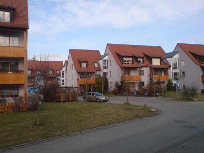 3,5-Zimmer-Wohnung mit Balkon und TG-Stellplatz