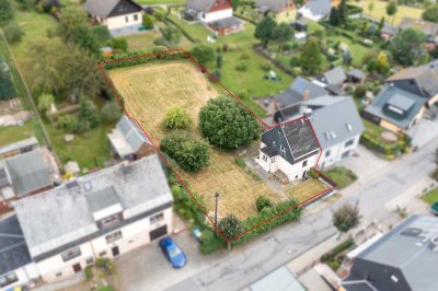 Neuhausen/Erzgebirge: Doppelhaushälfte in ruhiger Lage, auch als Ferienhaus