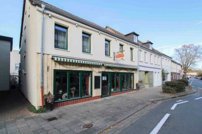 Kapitalanlage oder Selbstnutzung: Vielseitiges Wohn- und Geschäftshaus in Sarstedt