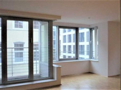 Lichtdurchflutete 2-Zimmer-Wohnung mit Einbauküche im Bremer Zentrum
