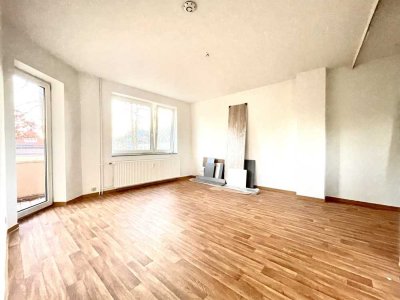 Renovierte 1- Zimmer-Wohnung mit neuer Einbauküche!