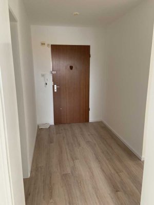 Stilvolle 3-Raum-Wohnung mit Balkon in Germering
