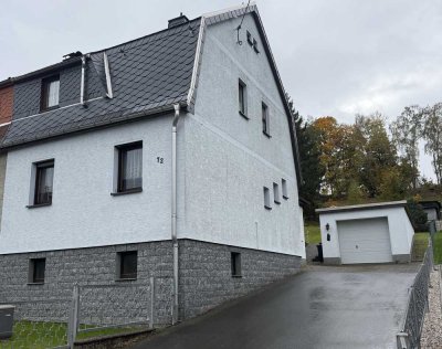 Doppelhaushälfte mit gr. Garage und Gartenlaube als Ferienobjekt oder zum selber Wohnen
