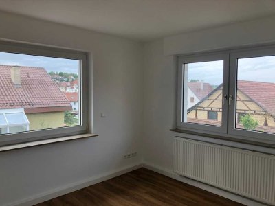Erstbezug nach Kernsanierung, sonnig helle 4-Zimmer-Wohnung  mit Balkon in Schwieberdingen